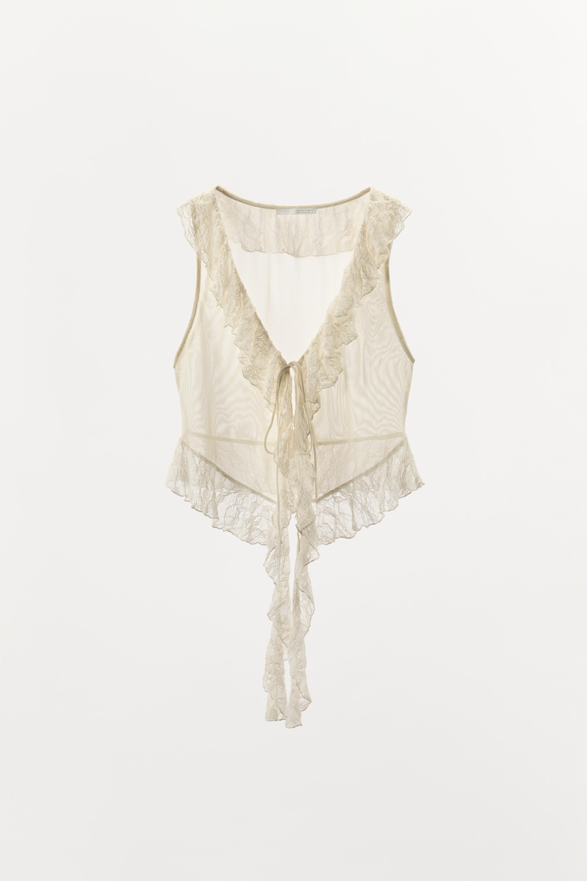 RUFFLED LACE TOP